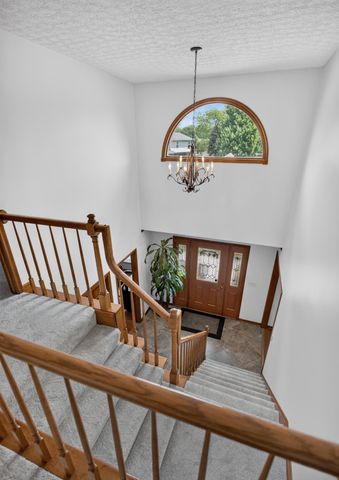 4559 Hunting Creek Drive, Grove City, OH 43123