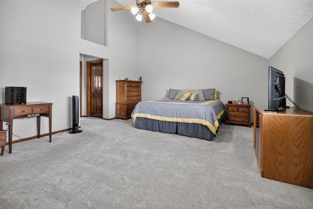 4559 Hunting Creek Drive, Grove City, OH 43123