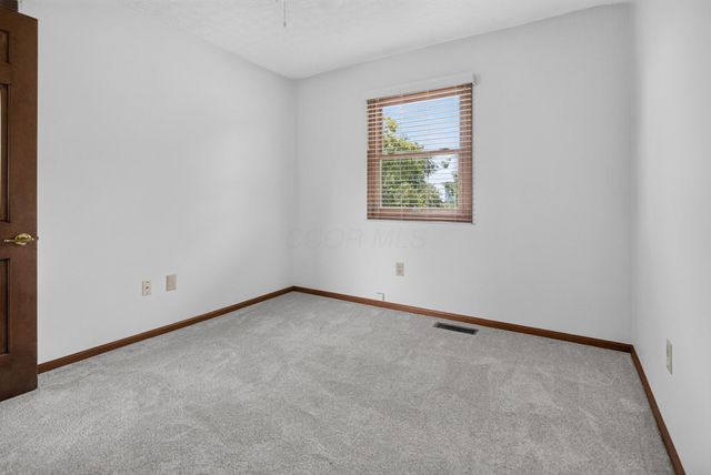 4559 Hunting Creek Drive, Grove City, OH 43123