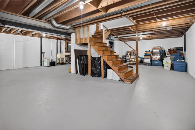 4559 Hunting Creek Drive, Grove City, OH 43123