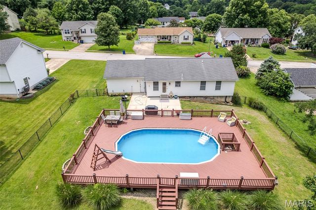7712 Meadow View Circle, Union, MO 63084