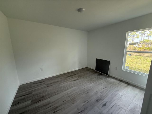 1926 SNOVER AVENUE, North Port, FL 34286