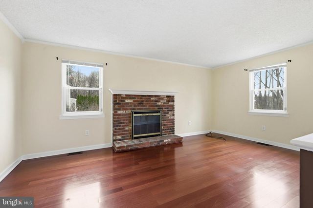 26 TALL TIMBER LN, Burlington, NJ 08016