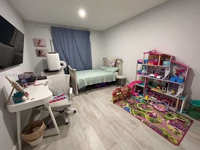 3501 Jackson St 309, Hollywood, FL 33021