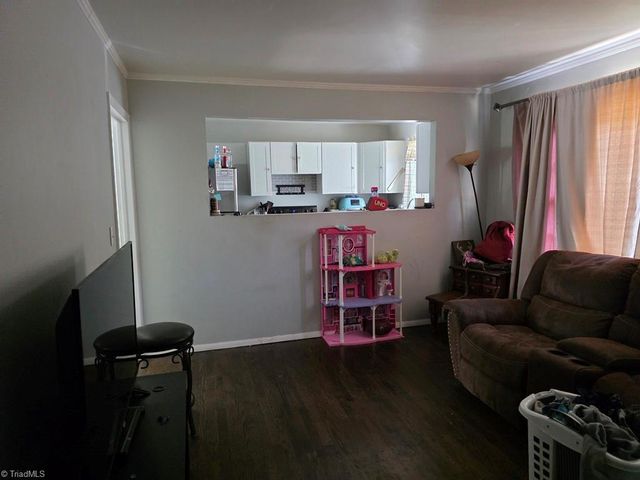 477 Hilltop Acres Street, North Wilkesboro, NC 28659