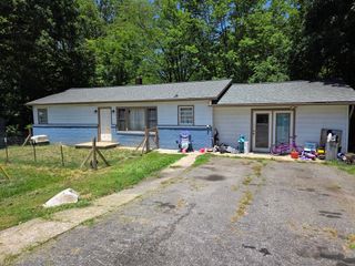 477 Hilltop Acres Street, North Wilkesboro, NC 28659
