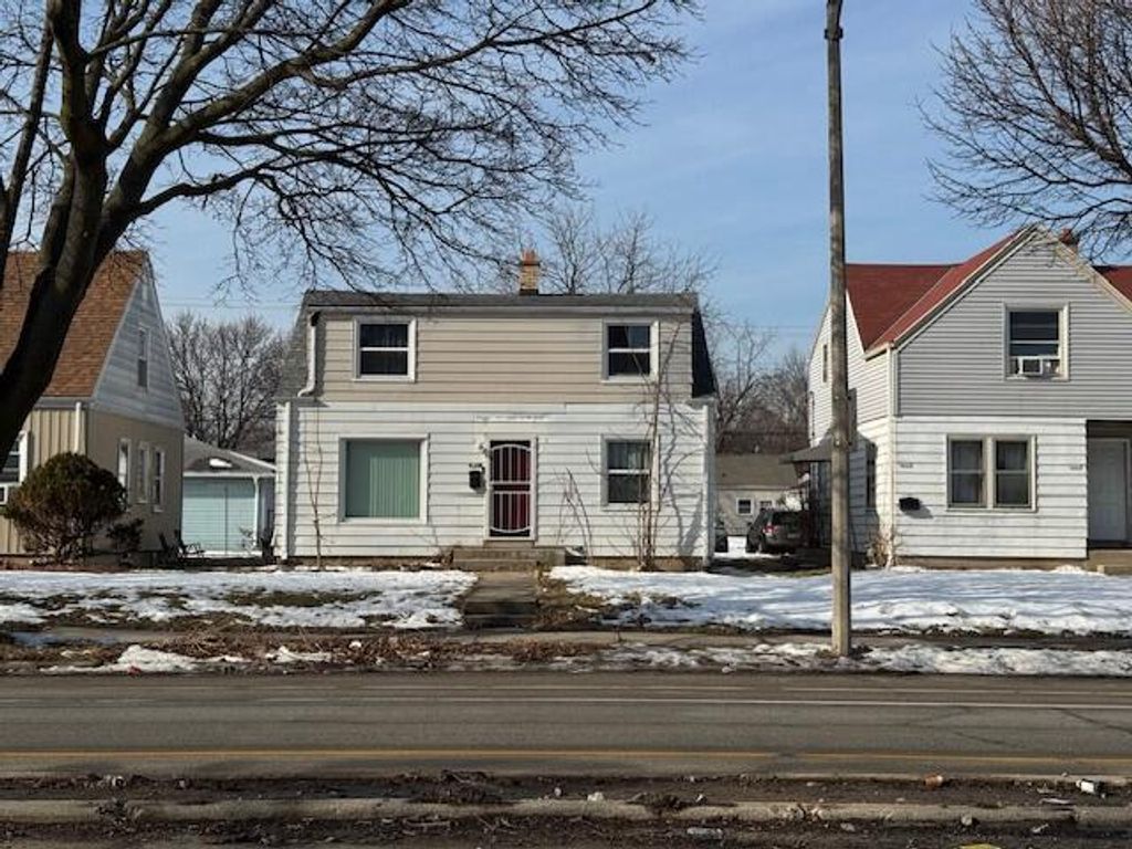4219 N 51 BOULEVARD, Milwaukee, WI 53216