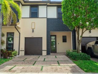 15675 NW 91st Court 15675, Miami Lakes, FL 33018