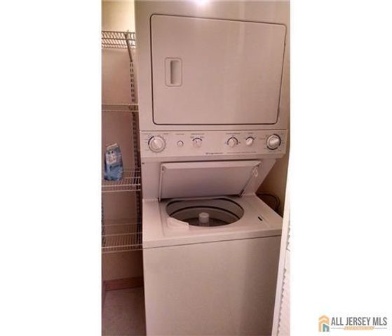 117 Cricket Lane 117, Woodbridge Proper, NJ 07095