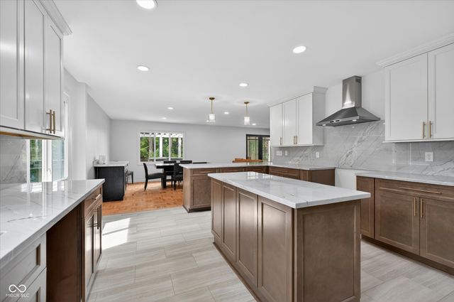 430 W 64th, Indianapolis, IN 46260