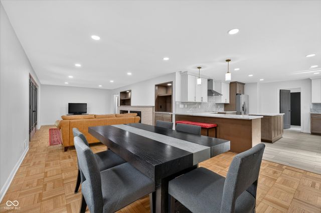 430 W 64th, Indianapolis, IN 46260