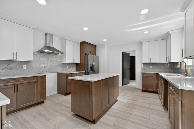 430 W 64th, Indianapolis, IN 46260