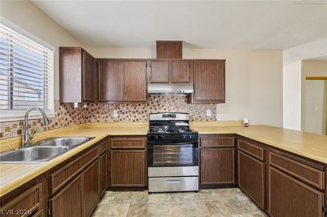 3525 Valley Forge Avenue, Las Vegas, NV 89110