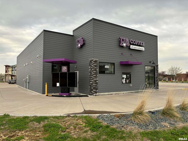 4650 UTICA RIDGE Road, Davenport, IA 52722