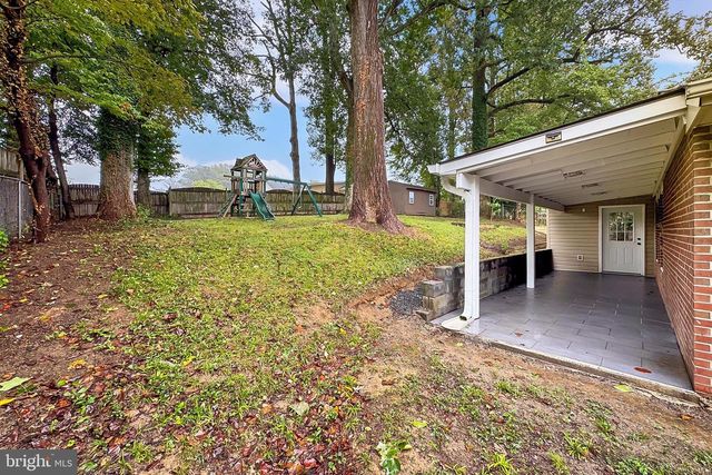 5807 ACCOMAC ST, Springfield, VA 22150