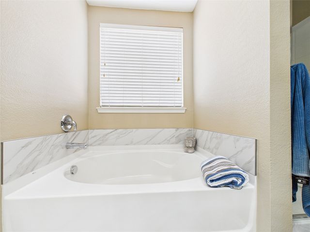 1704 Heron Drive, Aubrey, TX 76227