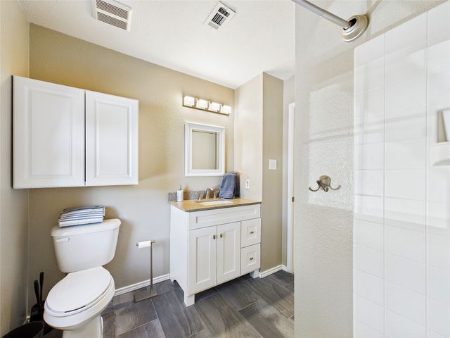 1704 Heron Drive, Aubrey, TX 76227