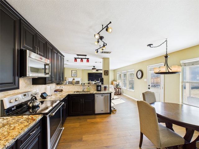 1704 Heron Drive, Aubrey, TX 76227