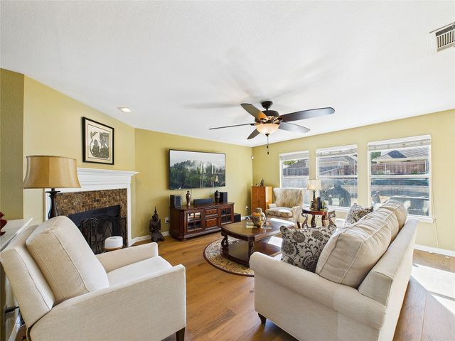 1704 Heron Drive, Aubrey, TX 76227