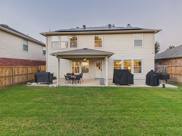 1704 Heron Drive, Aubrey, TX 76227