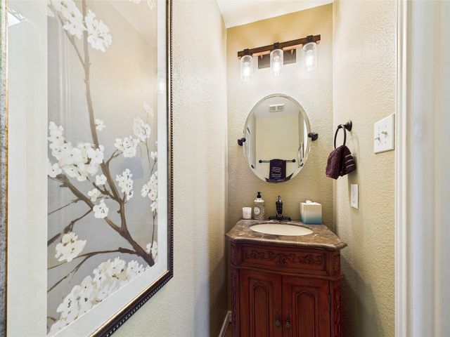 1704 Heron Drive, Aubrey, TX 76227