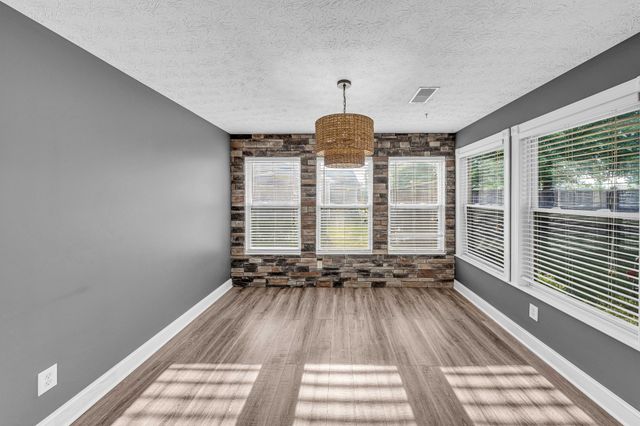 129 Southern Ter, White House, TN 37188
