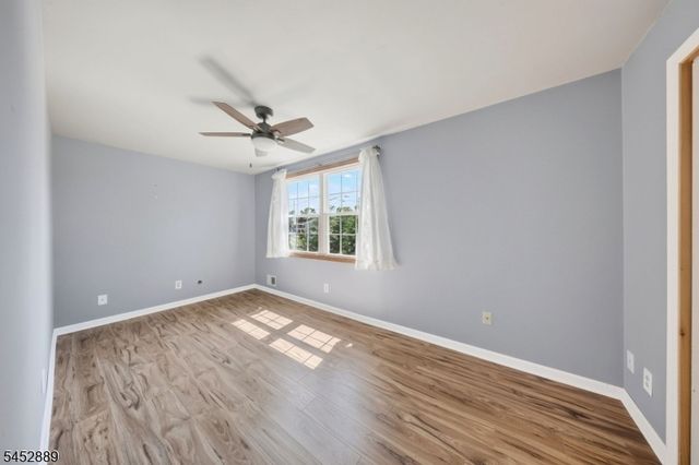 647 Cook Ave, Middlesex Boro, NJ 08846