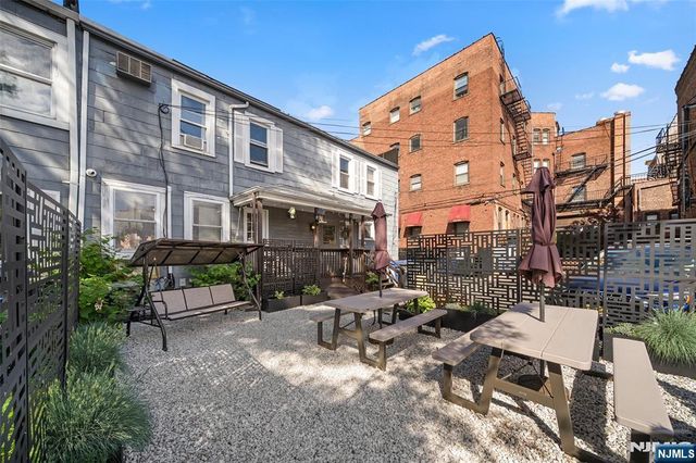 42-44 Bergen, Englewood, NJ 07631