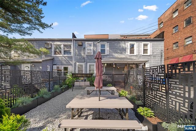 42-44 Bergen, Englewood, NJ 07631