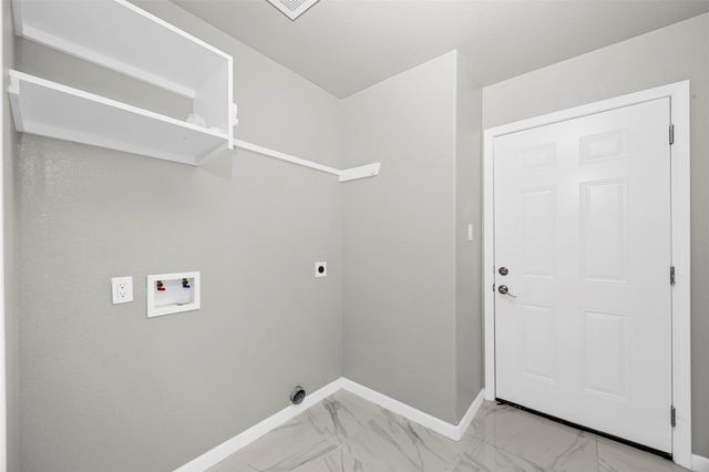 178 Road 5126, Cleveland, TX 77327