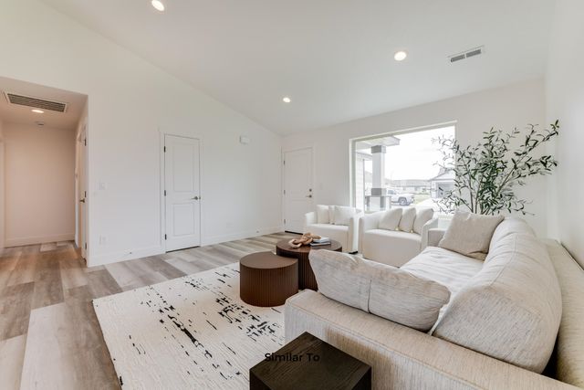 1207 N Layton Ave, Deer Park, WA 99006