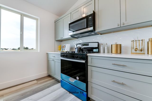 1207 N Layton Ave, Deer Park, WA 99006