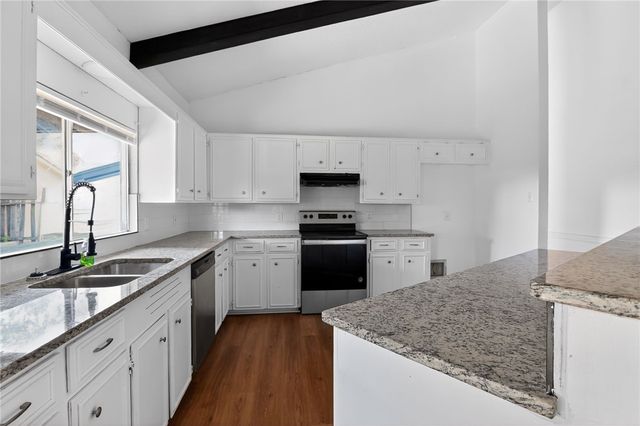4110 Boros Dr, Corpus Christi, TX 78413