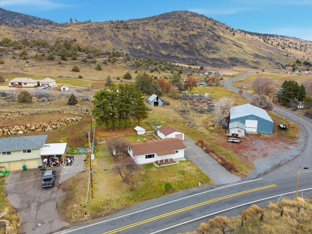 6125 Wocus Road, Klamath Falls, OR 97601