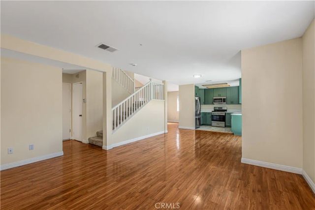 225 Cinnamon Oak Ave, Ventura, CA 93004