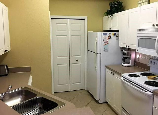 5134 NORTHRIDGE ROAD 304, Sarasota, FL 34238