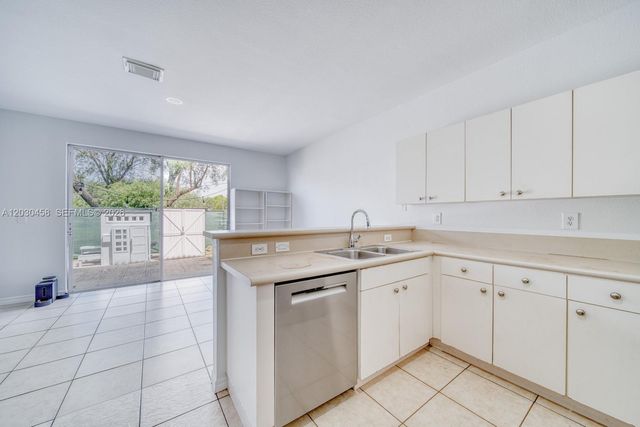 27240 SW 138th Path, Homestead, FL 33032