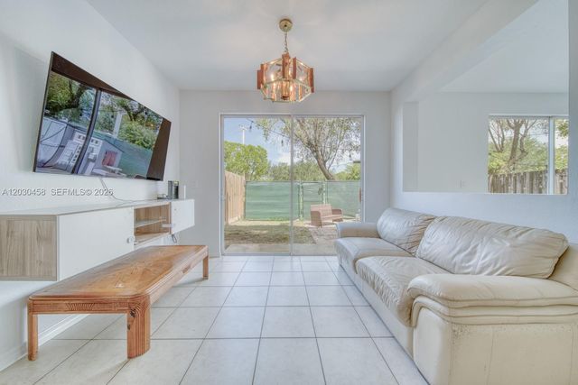27240 SW 138th Path, Homestead, FL 33032