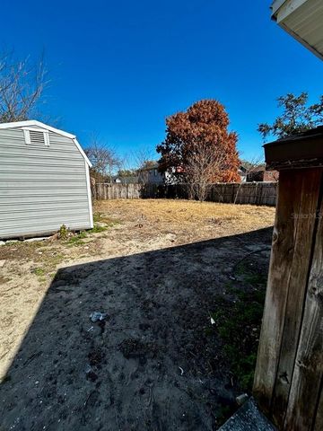 413 MAGNOLIA AVENUE, Seffner, FL 33584