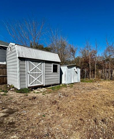 413 MAGNOLIA AVENUE, Seffner, FL 33584