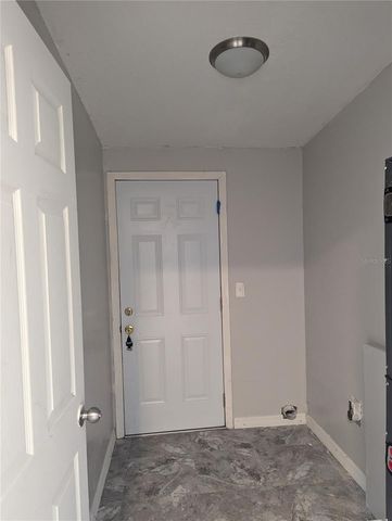 8713 N MANDARINE PLACE, Tampa, FL 33617