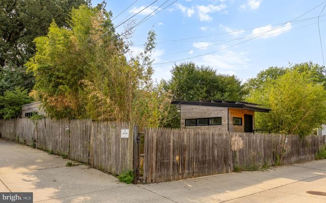 21 EVARTS ST NE, Washington, DC 20002