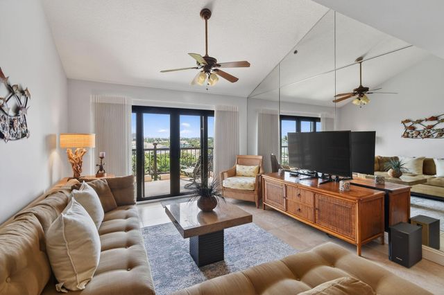 101 Ocean Bluffs Boulevard 504, Jupiter, FL 33477