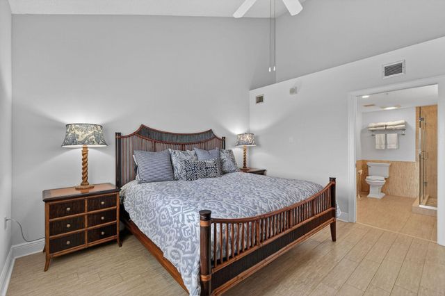 101 Ocean Bluffs Boulevard 504, Jupiter, FL 33477