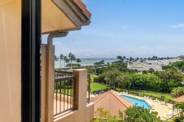 101 Ocean Bluffs Boulevard 504, Jupiter, FL 33477