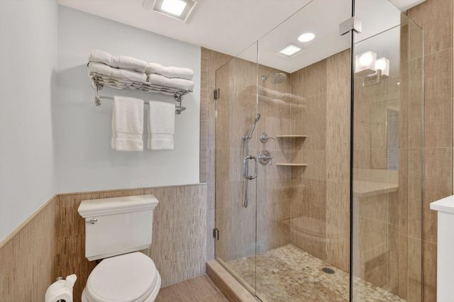 101 Ocean Bluffs Boulevard 504, Jupiter, FL 33477