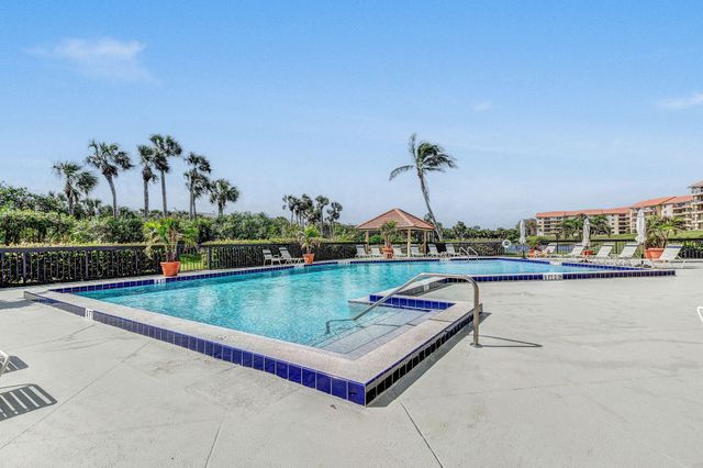 101 Ocean Bluffs Boulevard 504, Jupiter, FL 33477