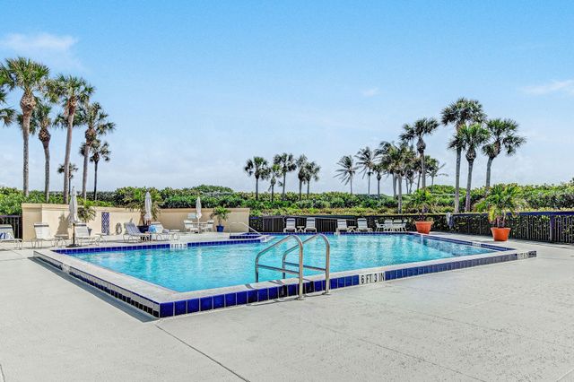 101 Ocean Bluffs Boulevard 504, Jupiter, FL 33477