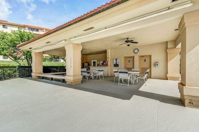 101 Ocean Bluffs Boulevard 504, Jupiter, FL 33477