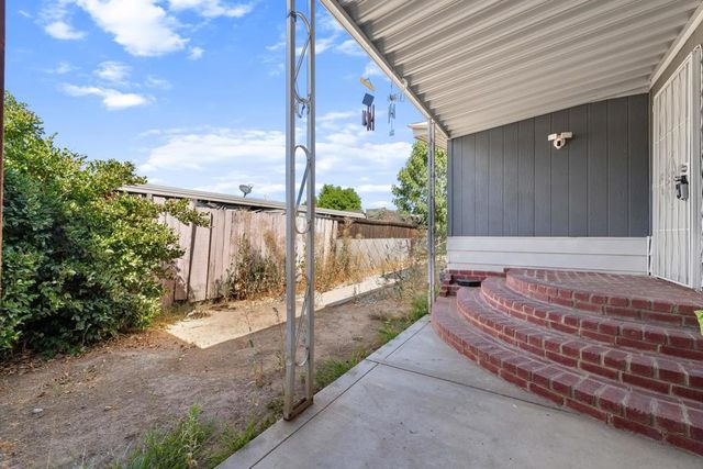 26091 San Quintin Rd, Menifee, CA 92584